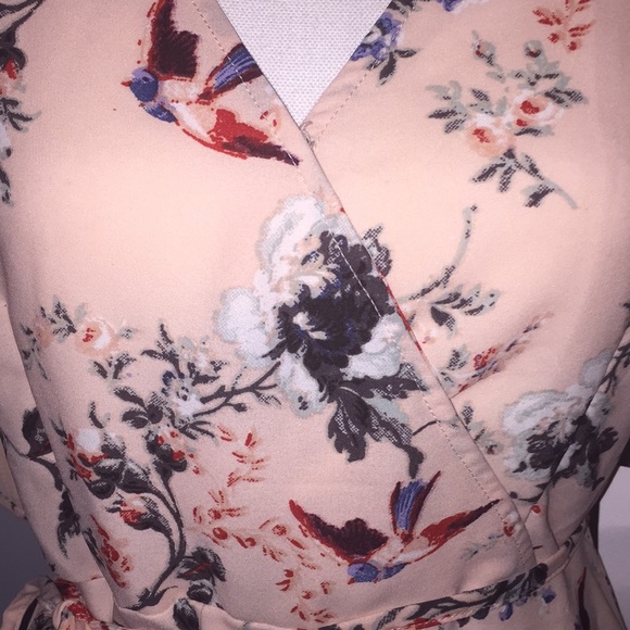 Blush Peach Floral Dress Sz M - Picture 3 of 7